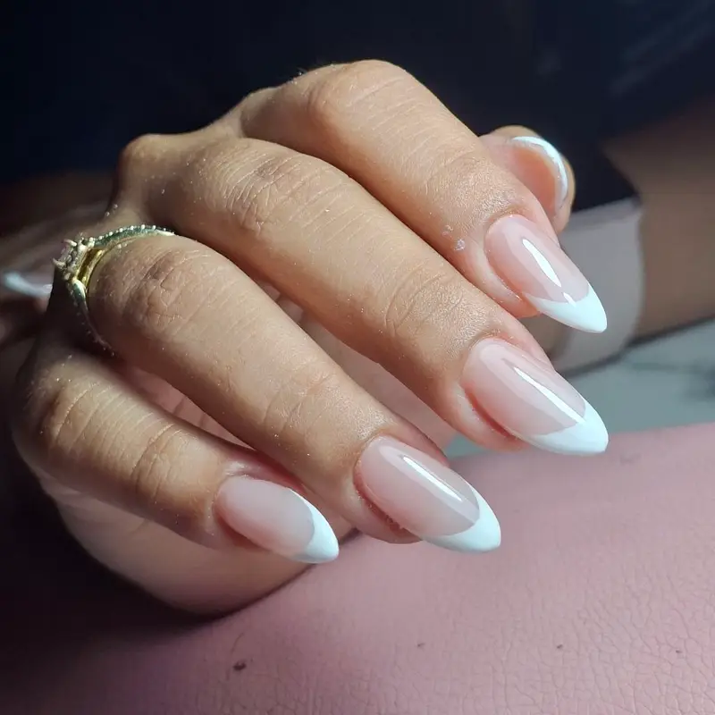 Uñas cover + French